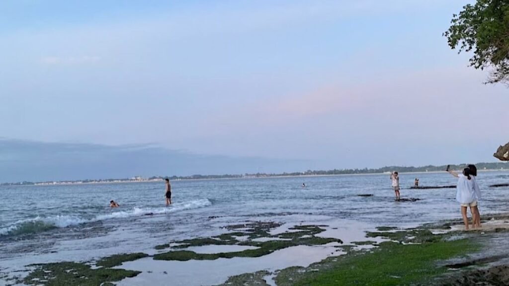 Pantai Sempaning: Keindahan Alam yang Eksotis