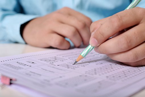 Contoh soal TOEIC grammar dan pembahasannya